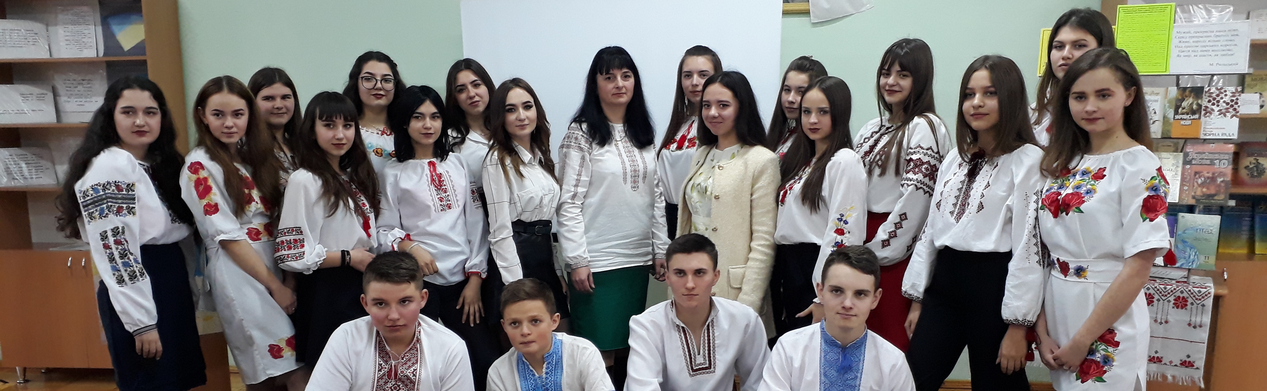 Літературно-мистецькі читання «Лунай, величне наше слово!»